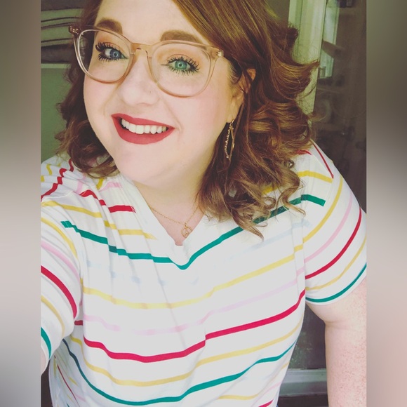 Meet your Posher, Ashley - Picture 1 of 1